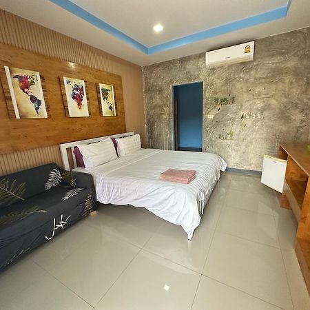 Jingle Bells Resort Ko Lan Luaran gambar
