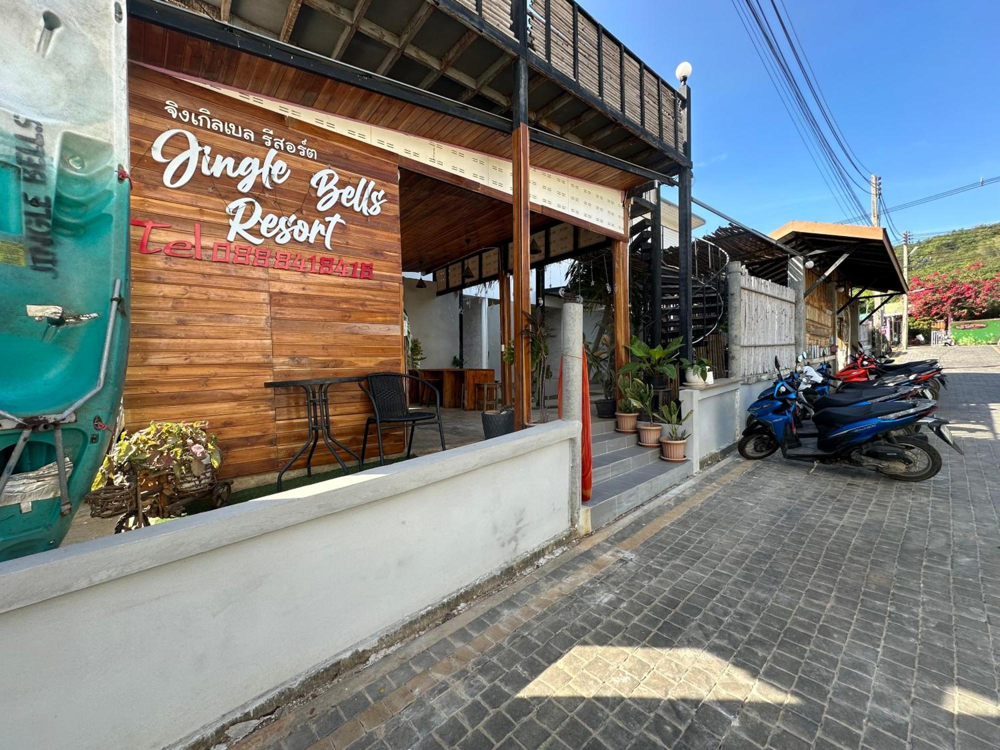 Jingle Bells Resort Ko Lan Luaran gambar