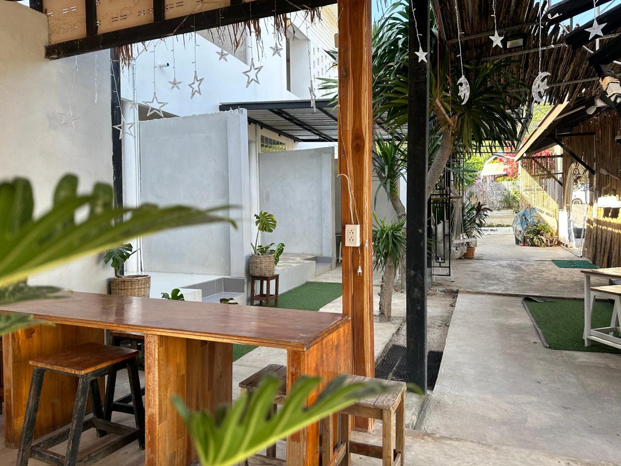 Jingle Bells Resort Ko Lan Luaran gambar