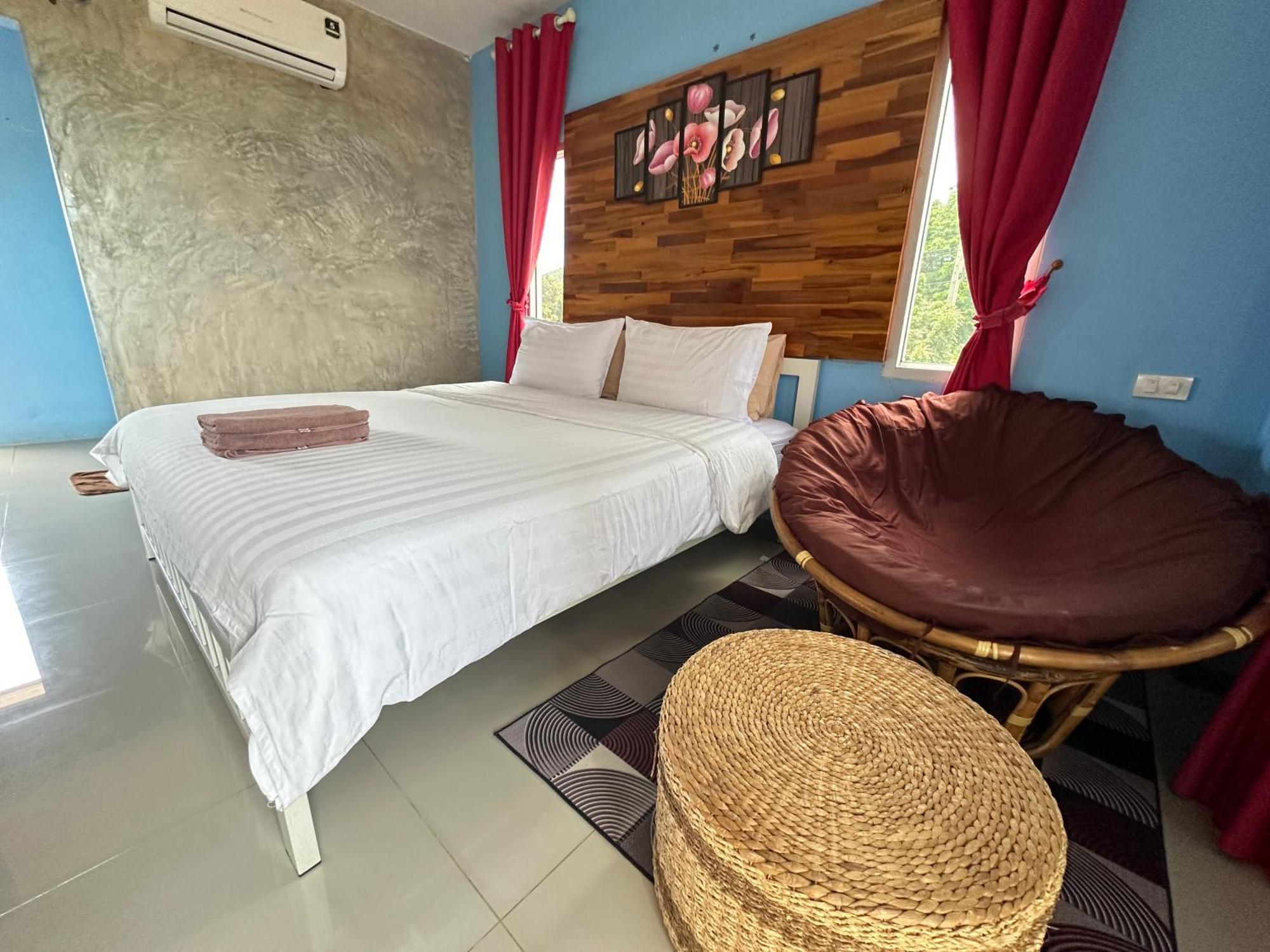 Jingle Bells Resort Ko Lan Luaran gambar