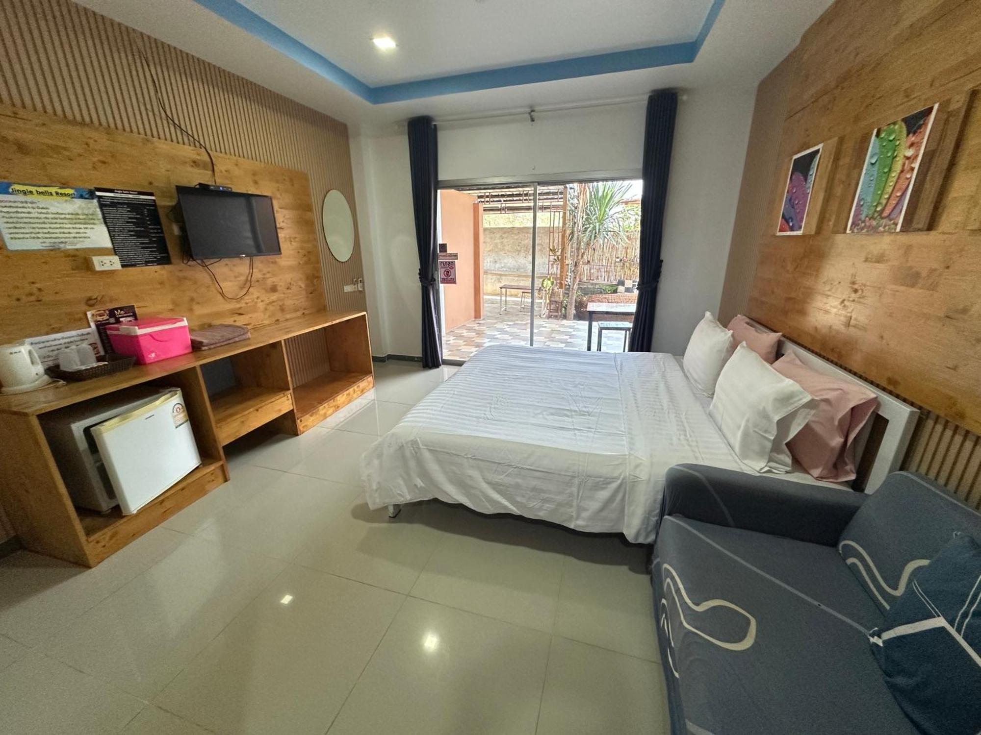 Jingle Bells Resort Ko Lan Luaran gambar