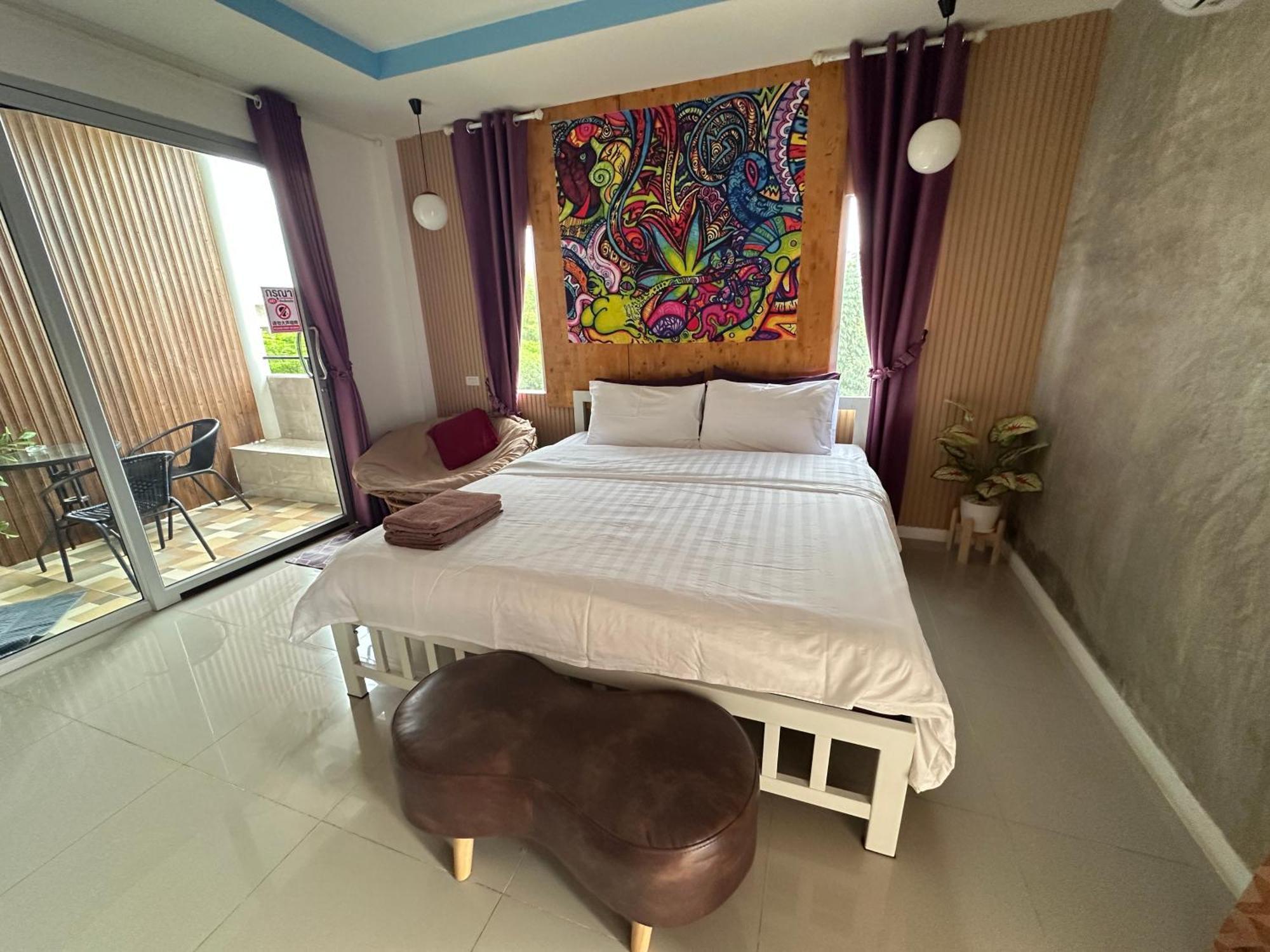 Jingle Bells Resort Ko Lan Luaran gambar